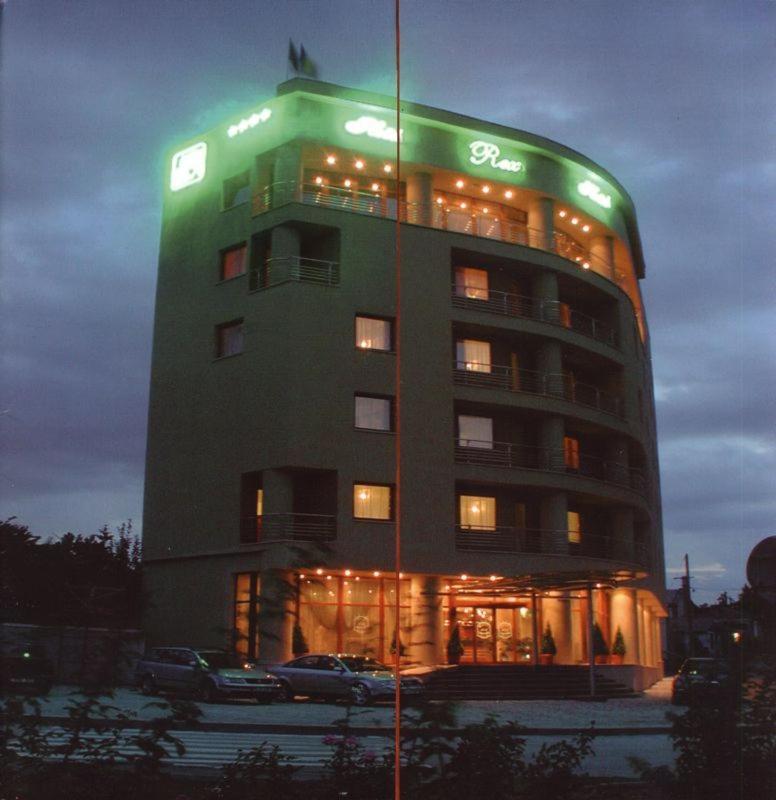 Rex Hotel Tulcea Esterno foto